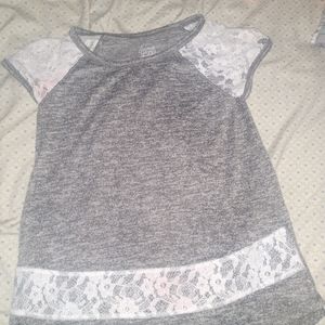 Grey shirt with white lace